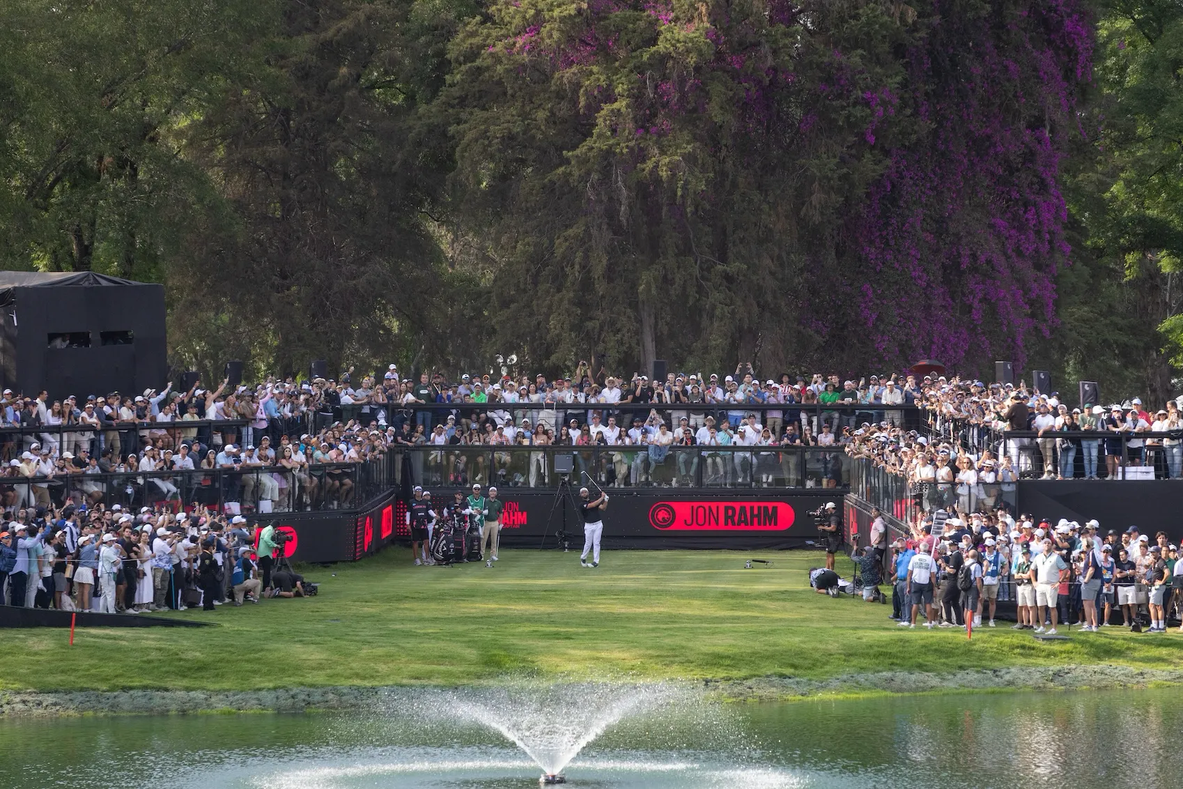 LIV Golf México Jon Rahm ganador podio español