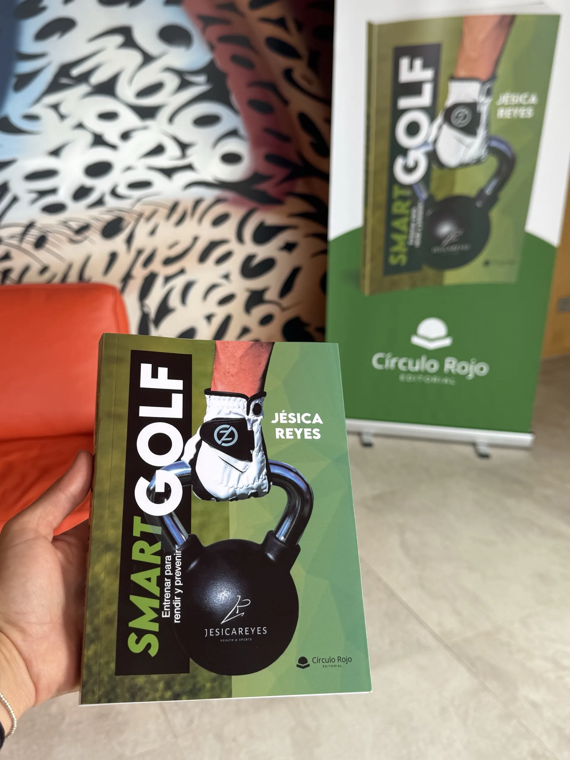 Libro Smart Golf de Jésica Reyes presentado en el Higuerón Hotel de Mijas