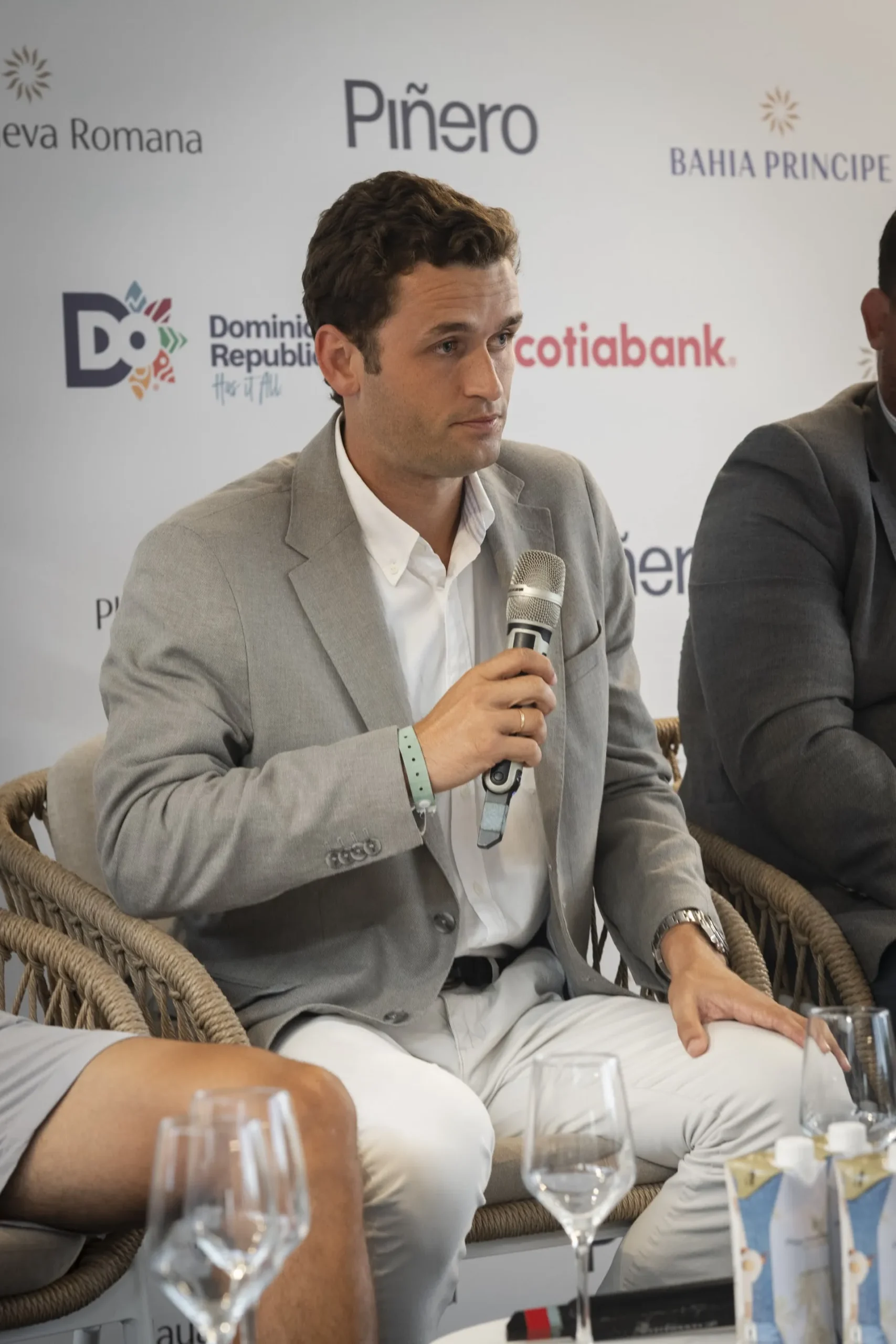 Gonzalo Pan de Soraluce, de Real Estate & Golf de Piñero, interviene en la presentación del PGA Tour Américas